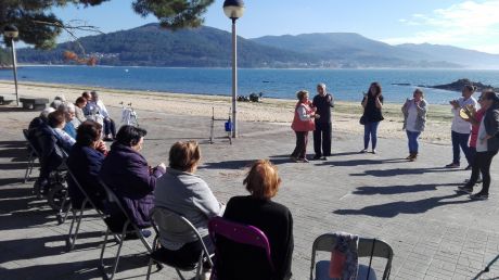 Loa mayores disfrutan de un día al aire libre